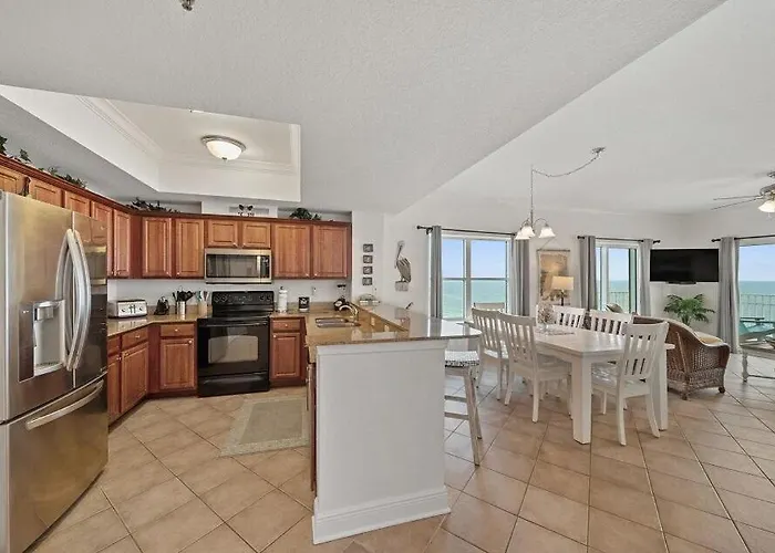 Apartment Crystal Shores West 401 Gulf Front 3br 3ba
