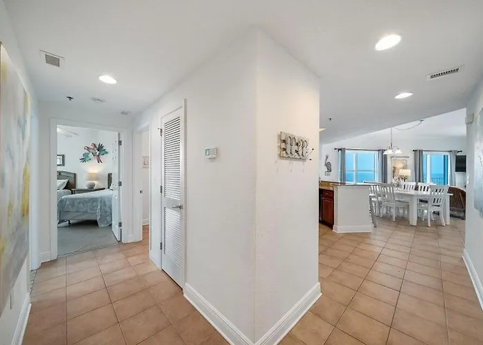 Apartment Crystal Shores West 401 Gulf Front 3br 3ba